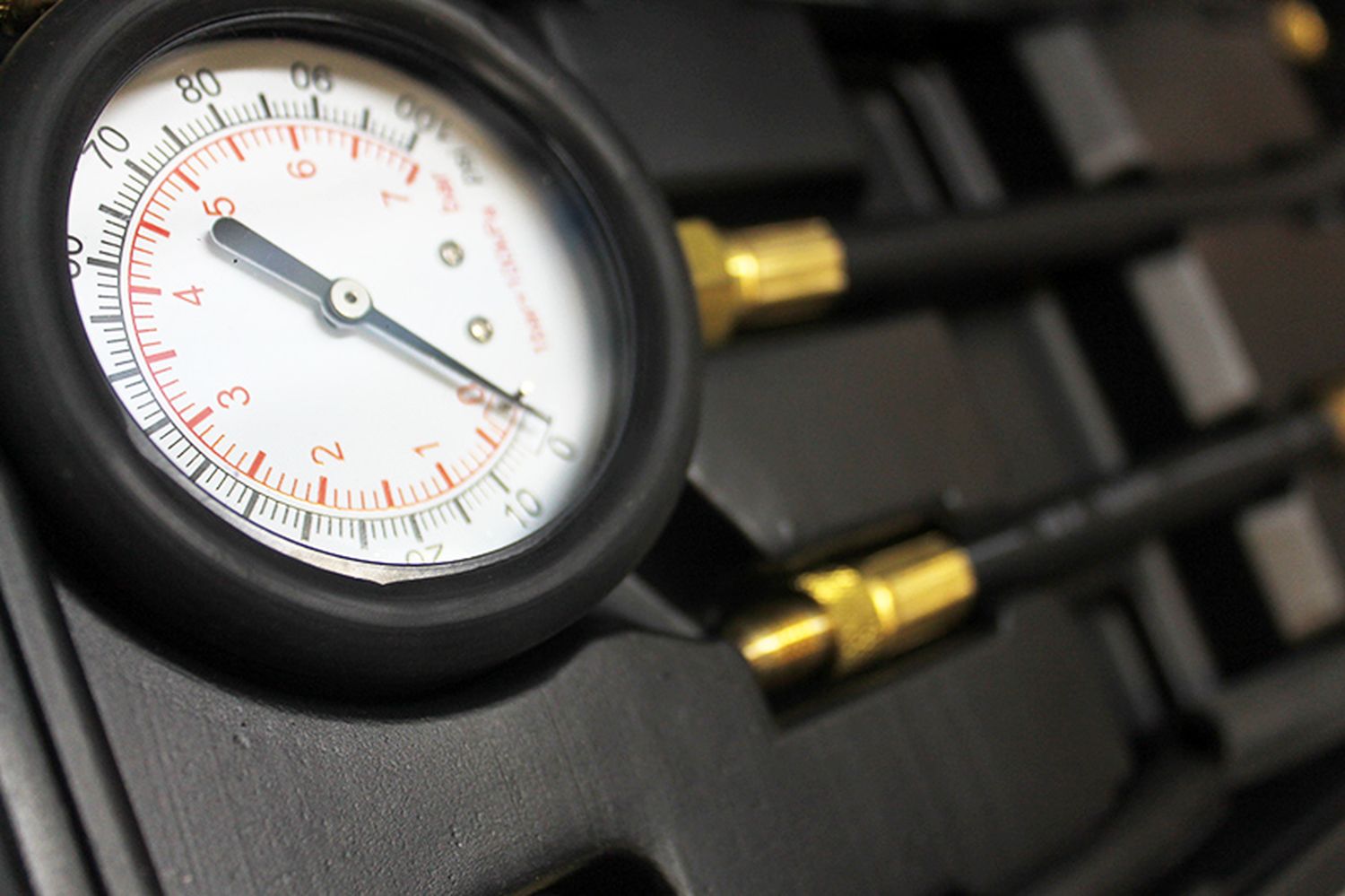 Измеритель АвтоDело давления топлива 40088 фотография №2
