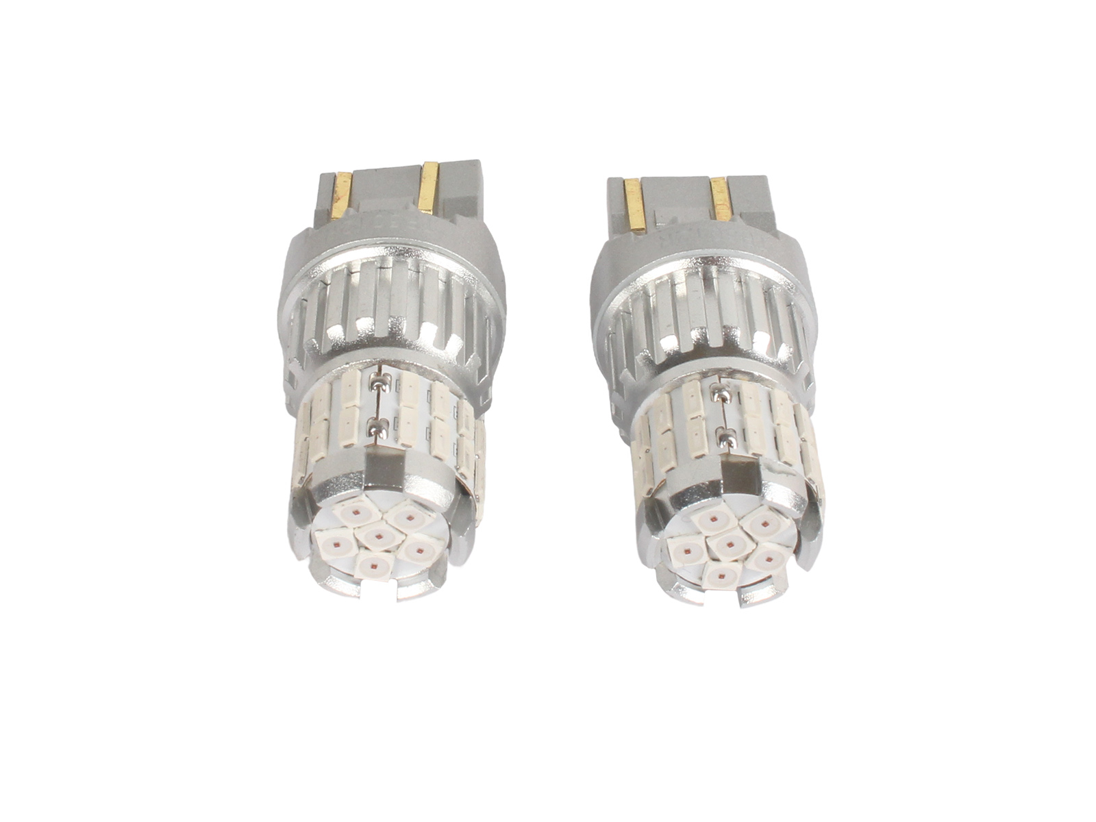 Лампа XENITE TP3012R T20/W21/5W/7443 ДХО 12V диодная красная комплект фотография №1