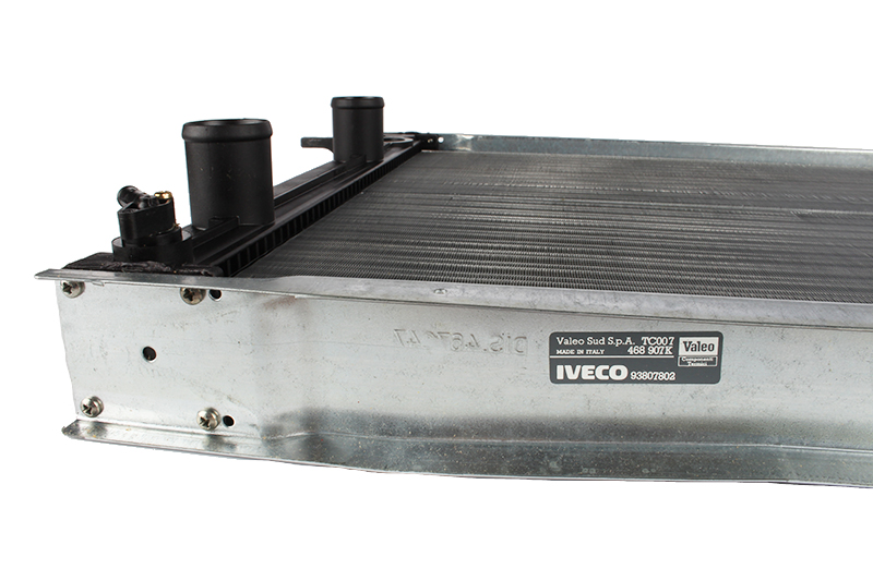 Радиатор IVECO 93807802  Iveco Daily IV 2.8D/2.8TD 99 фотография №4