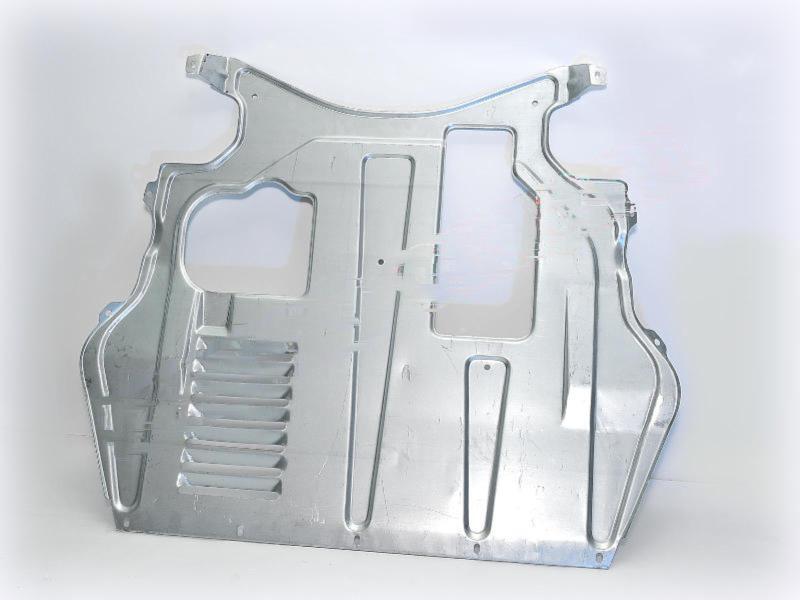 Брызговик ВАЗ-2110 двигателя фотография №1