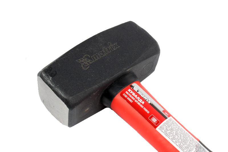 Кувалда кованая MATRIX с фиберглассовой рукояткой 1 кг фотография №2