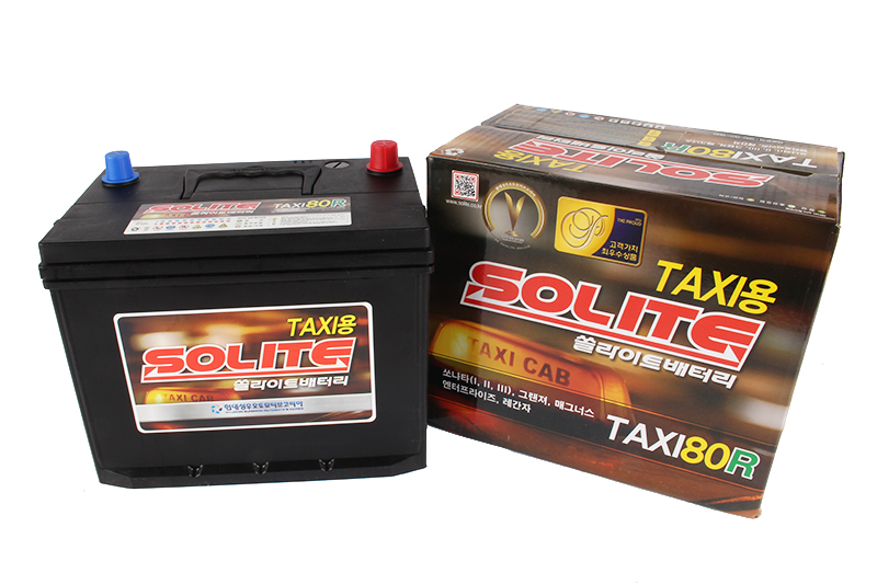Аккумуляторная батарея SOLITE TAXI 80R 90D26R 6СТ80 640 А фотография №1