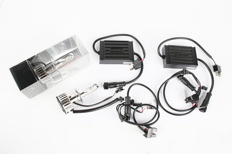 Лампа 12V 23W PIAA H7 6000 комплект диодная фотография №4